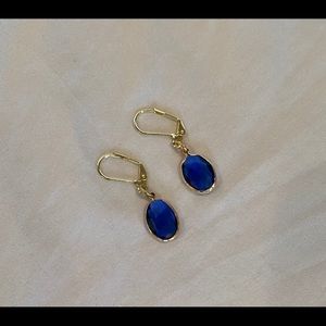 Dark blue oval gem dangling earrings